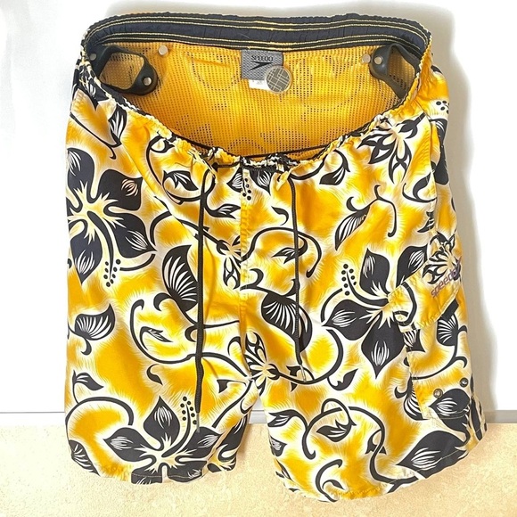 Speedo Mens Cargo Pocket Swim Bottom Trunks Small Yellow Floral Board Shorts - Picture 1 of 4